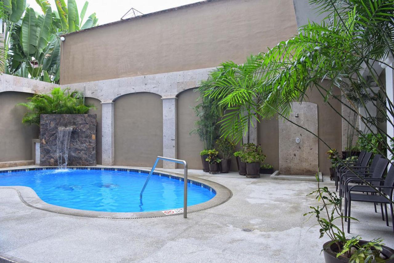 פוארטו ואלארטה Hotel Eloisa מראה חיצוני תמונה