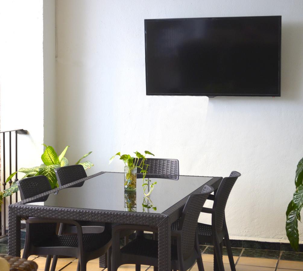 פוארטו ואלארטה Hotel Eloisa מראה חיצוני תמונה